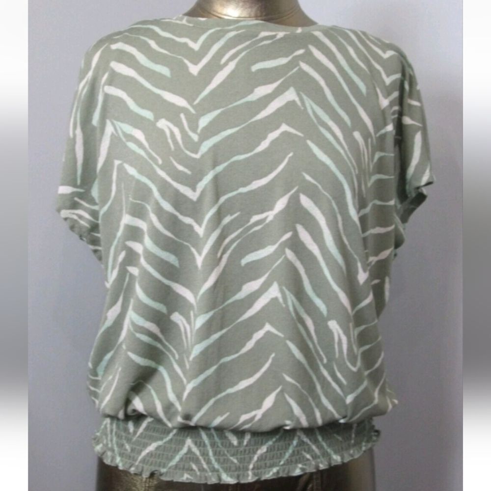 Apt 9 Green Pattern Top Womens Size S Chest 21 Cinched Waist Lined Tank